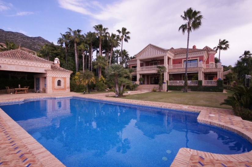 find luxury villas in marbella with marbella choice properties